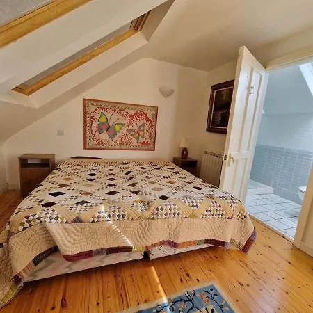 Charming House In Furbo 14 Mins From Dom wakacyjny